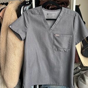 Zamora High Waisted Scrub Pants XSP
Catarina Scrub Top - XSP